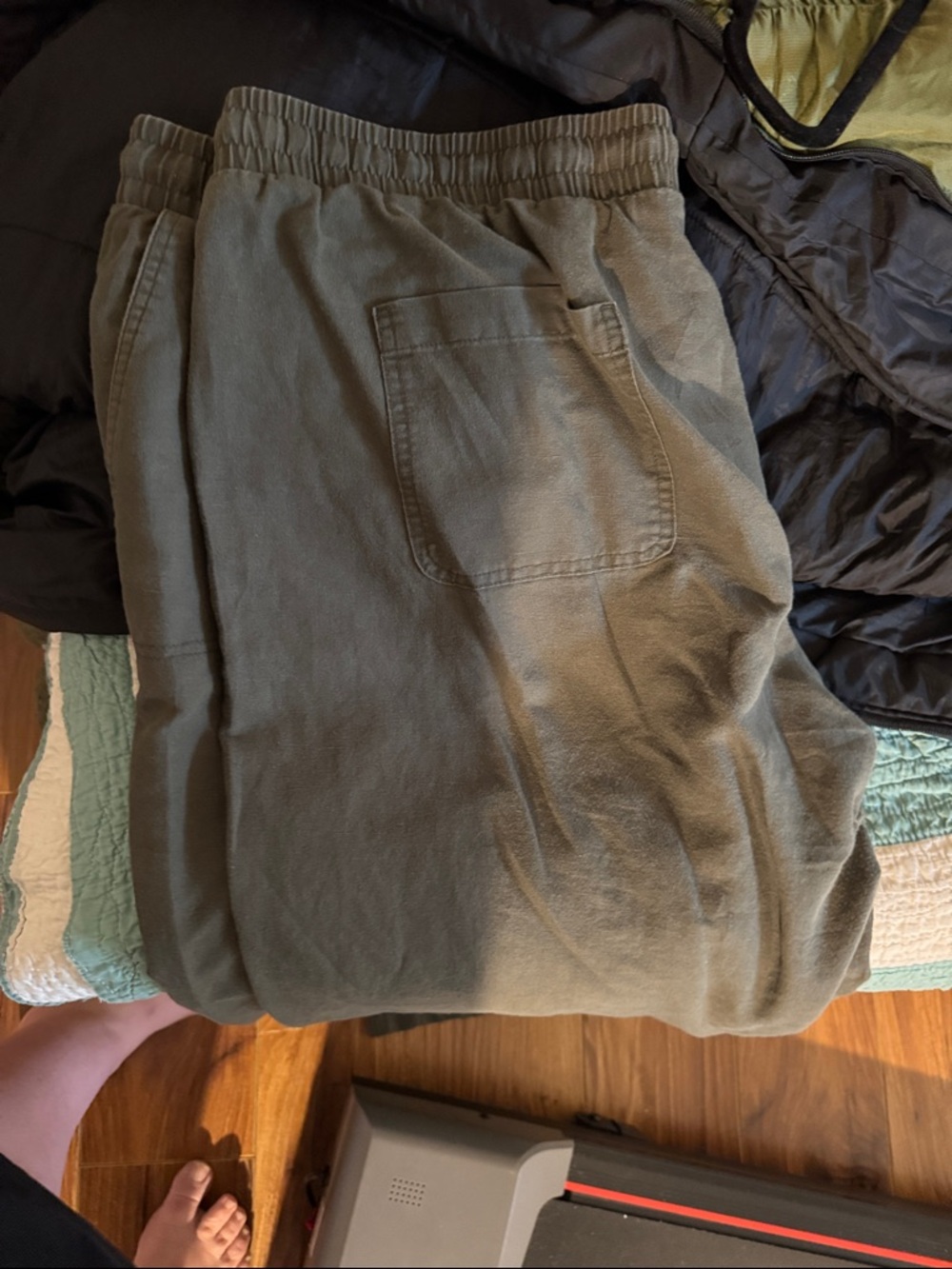 Amazon Women’s XXL olive wide-leg linen pants